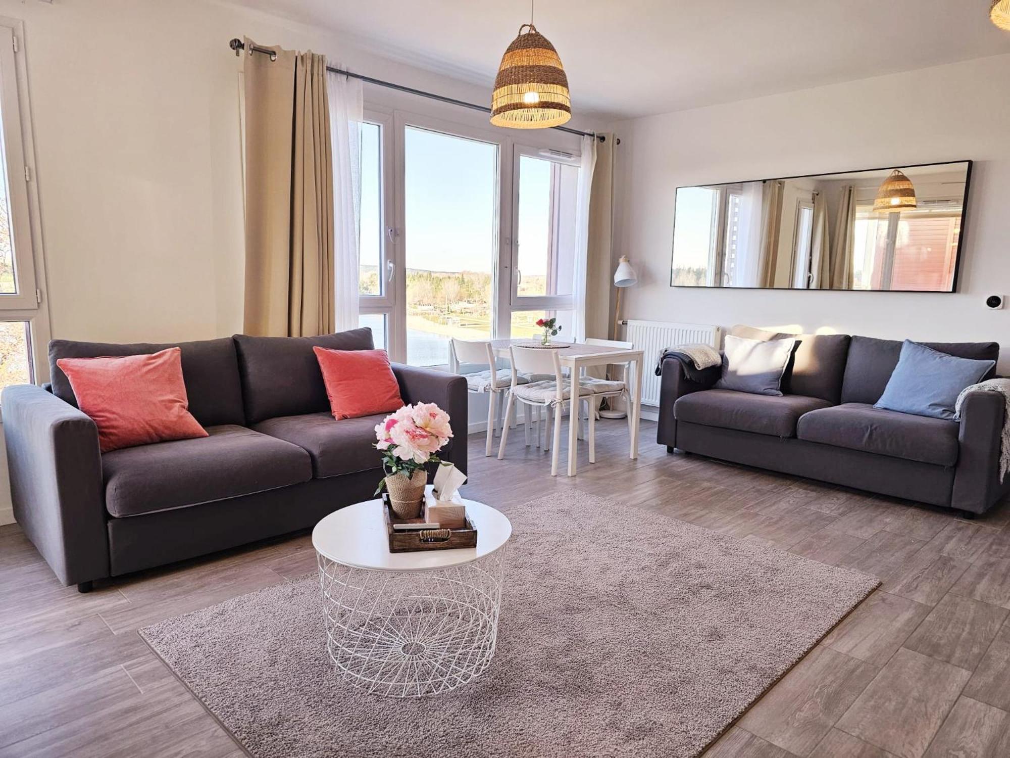 Lakeside Provence - Appartement 4 Etoiles Face Au Lac De Monteux Exterior foto